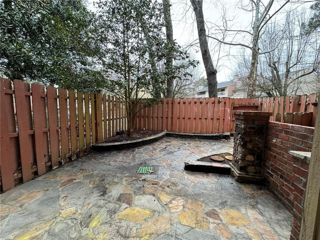 3 bedroom, 3 bathroom, 1,780 sq ft condominium for rent at 732 Hanover Lane, Marietta, GA 30067 for $2,495 a month — photo 3