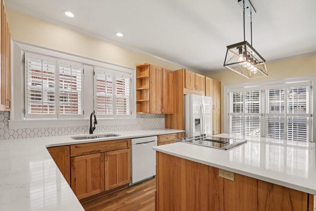 2 bedroom, 2 bathroom, 2,186 sq ft single family residence under contract at 322 NELSON FERRY Road, Decatur, GA 30030 — photo 7