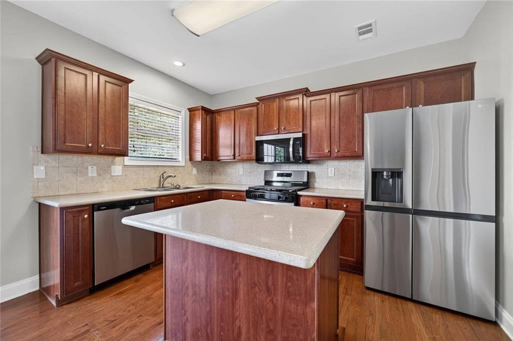 4 bedroom, 3 bathroom, 2,150 sq ft single family residence for sale at 2877 Pacifica Ives Court, Snellville, GA 30039 — photo 9