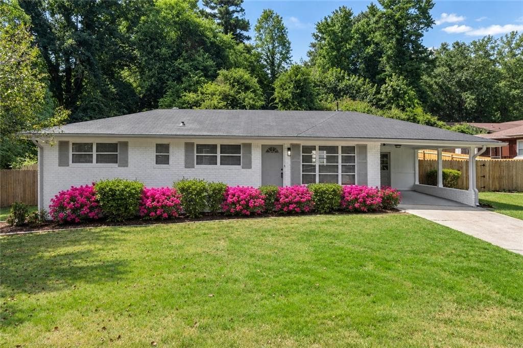 3 bedroom, 2 bathroom, 1,125 sq ft single family residence under contract at 1675 Cherokee Boulevard, Douglasville, GA 30134