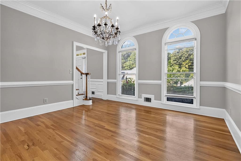 5 bedroom, 5 bathroom, 6,121 sq ft single family residence for sale at 660 Belgrave Lane, Tucker, GA 30084 — photo 8