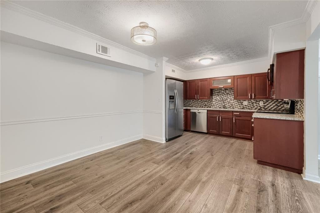 2 bedroom, 2 bathroom, 1,150 sq ft condominium for sale at 1967 Brian Way, Decatur, GA 30033 — photo 10