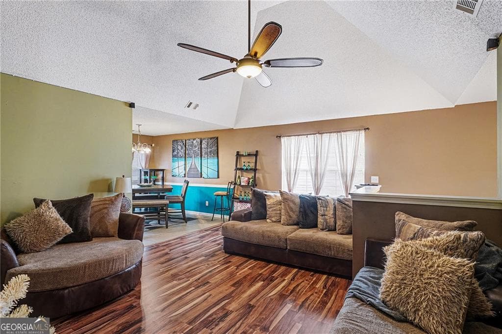 3 bedroom, 3 bathroom, 2,228 sq ft single family residence for sale at 11811 Registry Boulevard, Hampton, GA 30228 — photo 7