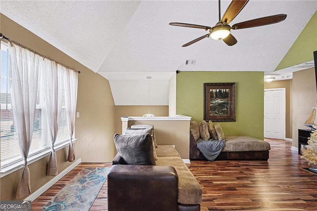 3 bedroom, 3 bathroom, 2,228 sq ft single family residence for sale at 11811 Registry Boulevard, Hampton, GA 30228 — photo 8
