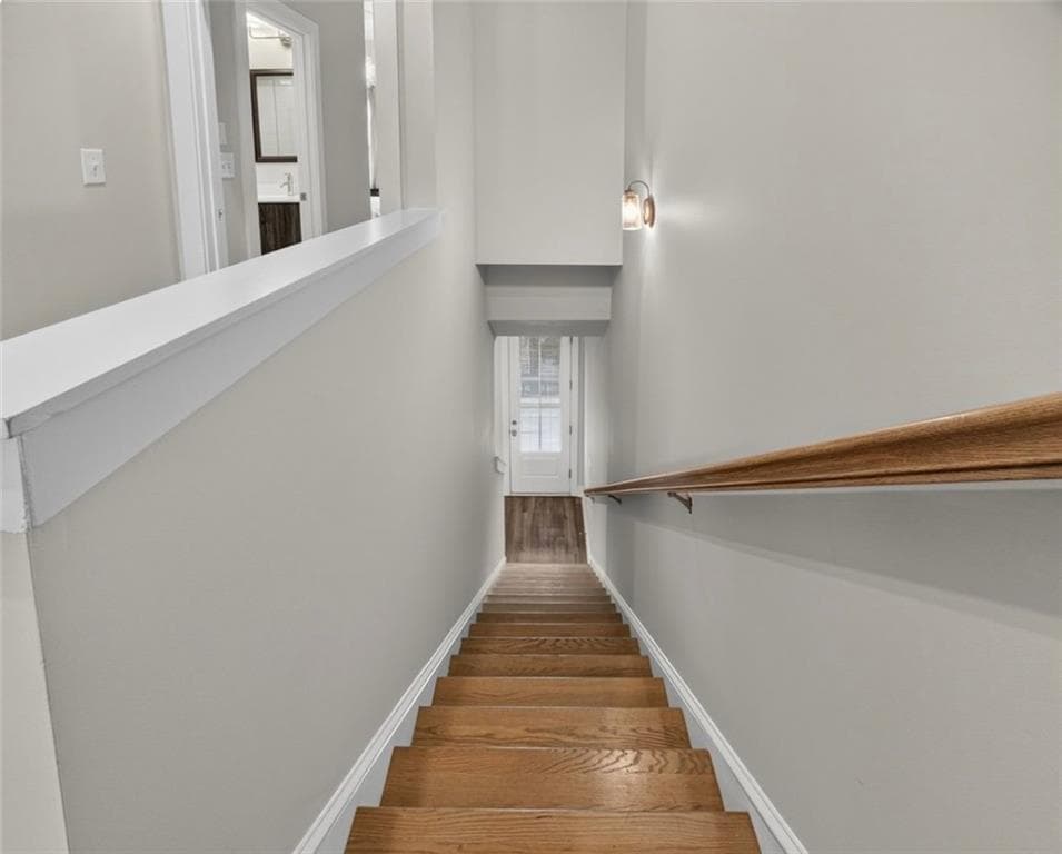 2 bedroom, 2 bathroom, 1,120 sq ft townhouse for sale at 68 Adore Court, Atlanta, GA 30315 — photo 6