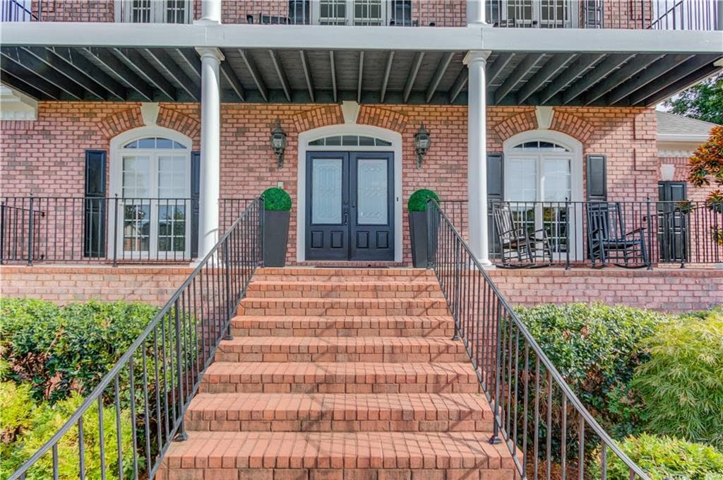 4 bedroom, 5 bathroom, 6,113 sq ft single family residence under contract at 3418 Aberrone Place, Buford, GA 30519 — photo 8