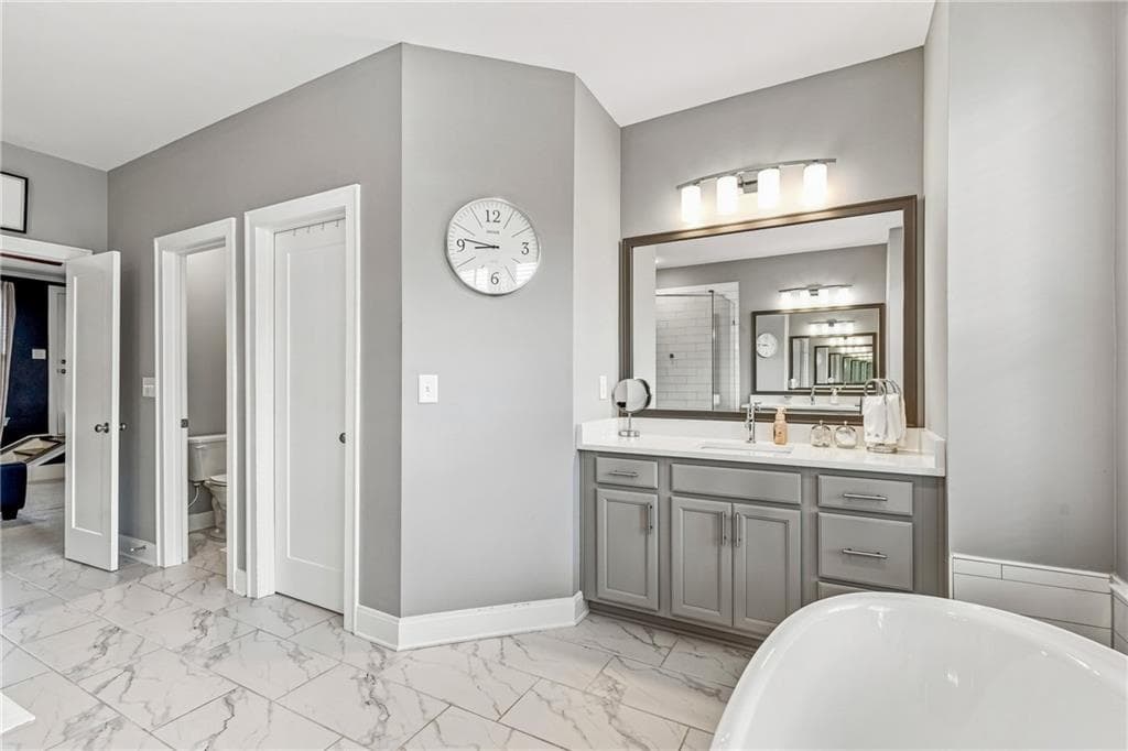 4 bedroom, 3 bathroom, 2,600 sq ft single family residence under contract at 506 Hargrove, Decatur, GA 30030 — photo 8