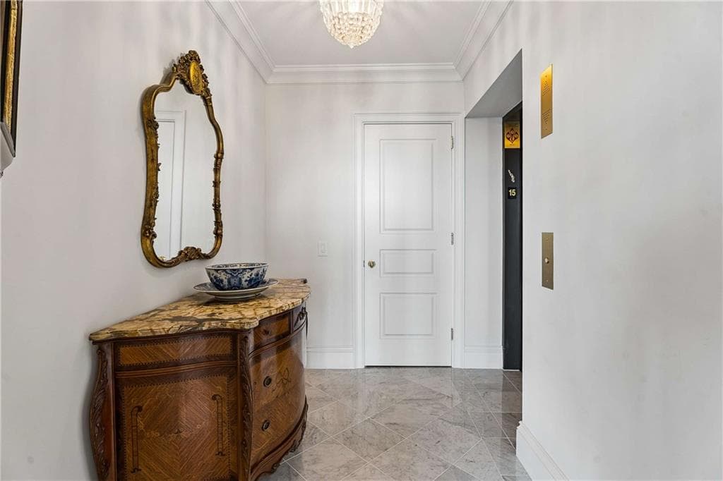 3 bedroom, 3 bathroom, 3,373 sq ft condominium for sale at 750 Park Avenue 15SE, Atlanta, GA 30326 — photo 2