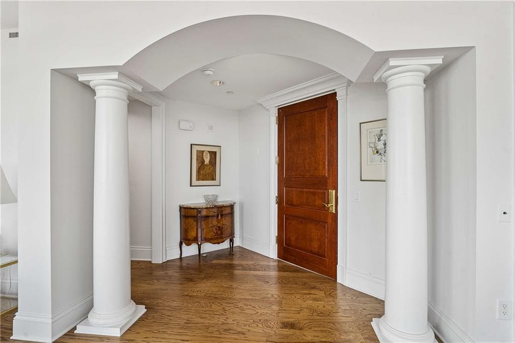 3 bedroom, 3 bathroom, 3,373 sq ft condominium for sale at 750 Park Avenue 15SE, Atlanta, GA 30326 — photo 3