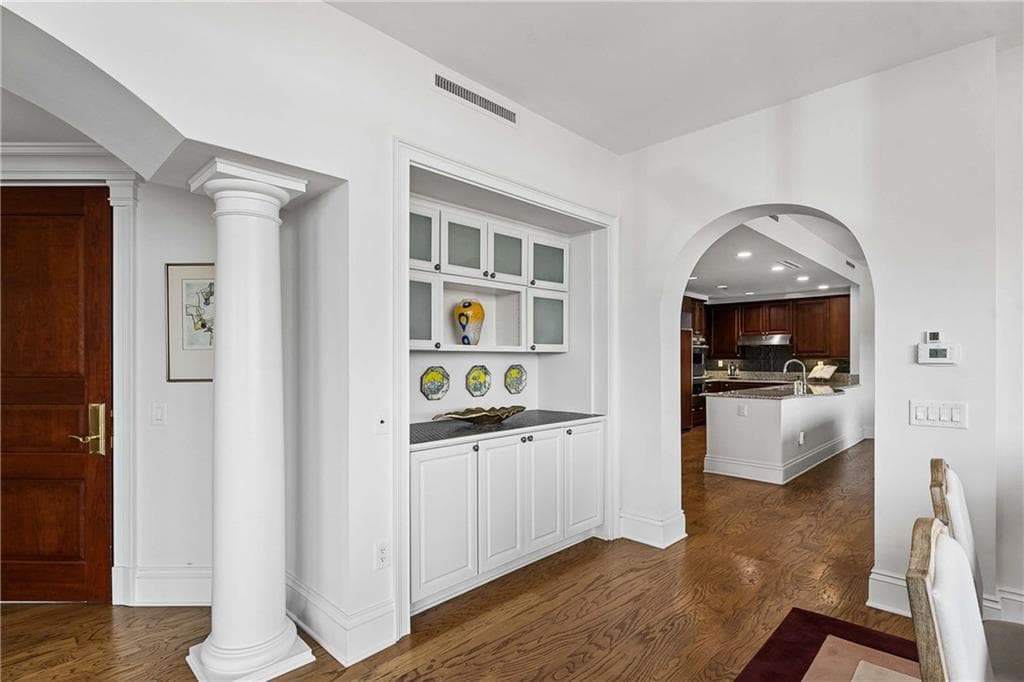 3 bedroom, 3 bathroom, 3,373 sq ft condominium for sale at 750 Park Avenue 15SE, Atlanta, GA 30326 — photo 10