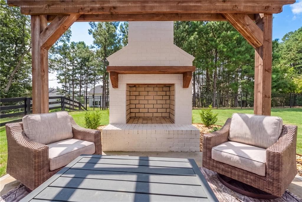 4 bedroom, 3 bathroom, 2,800 sq ft single family residence for sale at 8030 Scenic Ridge Way, Cumming, GA 30107 — photo 2