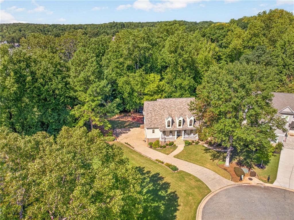 6 bedroom, 5 bathroom, 3,020 sq ft single family residence for sale at 991 Old Forge Lane, Jefferson, GA 30549 — photo 3
