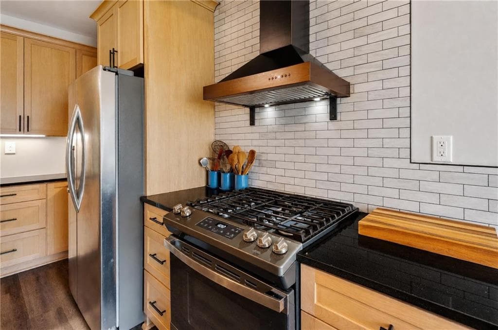 4 bedroom, 3 bathroom, 1,985 sq ft townhouse for sale at 4967 Berkeley Run Crossing, Peachtree Corners, GA 30092 — photo 10