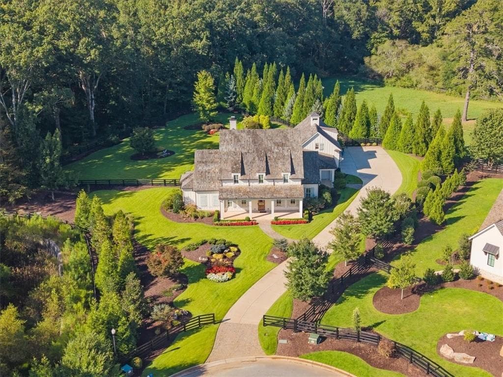 4 bedroom, 5 bathroom, 4,514 sq ft single family residence for sale at 1023 Madison Hall Ln, Milton, GA 30004 — photo 3