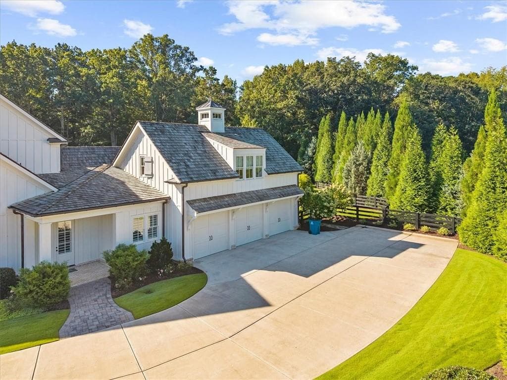 4 bedroom, 5 bathroom, 4,514 sq ft single family residence for sale at 1023 Madison Hall Ln, Milton, GA 30004 — photo 4