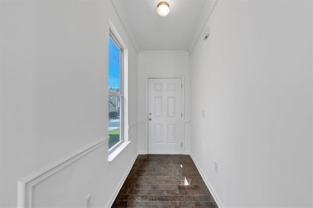 3 bedroom, 3 bathroom, 1,950 sq ft single family residence for sale at 5898 San Gabriel Lane, Atlanta, GA 30349 — photo 4