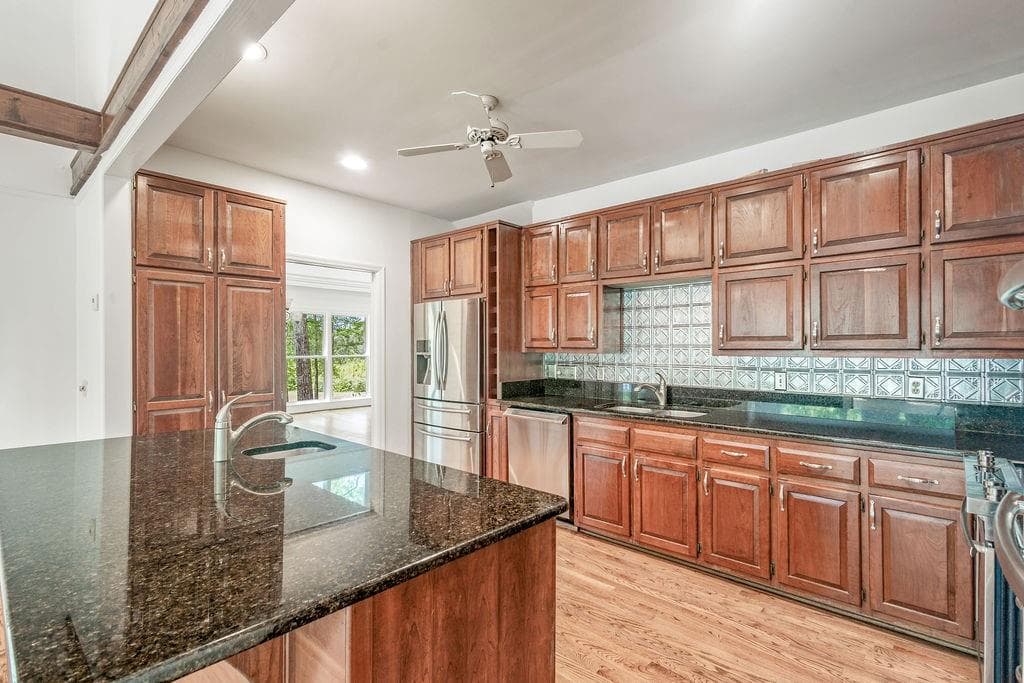 5 bedroom, 4 bathroom, 3,856 sq ft single family residence for sale at 230 Haynes Road, Moreland, GA 30259 — photo 10