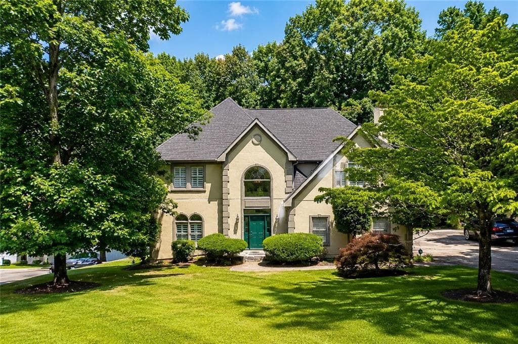 4 bedroom, 3 bathroom, 2,826 sq ft single family residence for sale at 622 Plantation Dr Drive, Lithia Springs, GA 30122