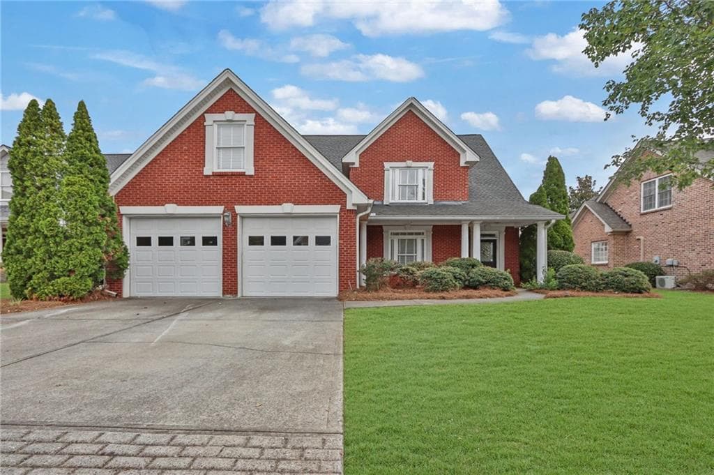 3 bedroom, 3 bathroom, 2,981 sq ft single family residence for sale at 925 Windsor Place Circle, Grayson, GA 30017