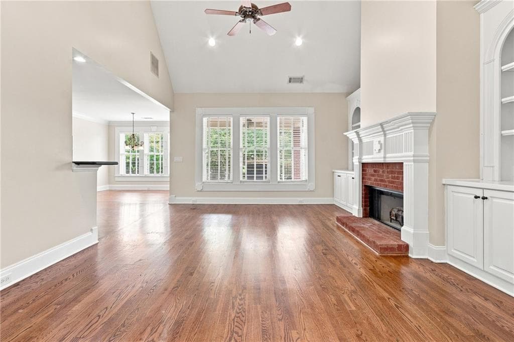 3 bedroom, 3 bathroom, 2,981 sq ft single family residence for sale at 925 Windsor Place Circle, Grayson, GA 30017 — photo 5