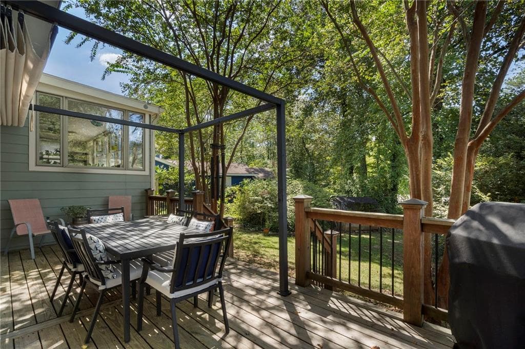 3 bedroom, 2 bathroom, 1,845 sq ft single family residence under contract at 156 Settendown Trail, Mableton, GA 30126 — photo 7