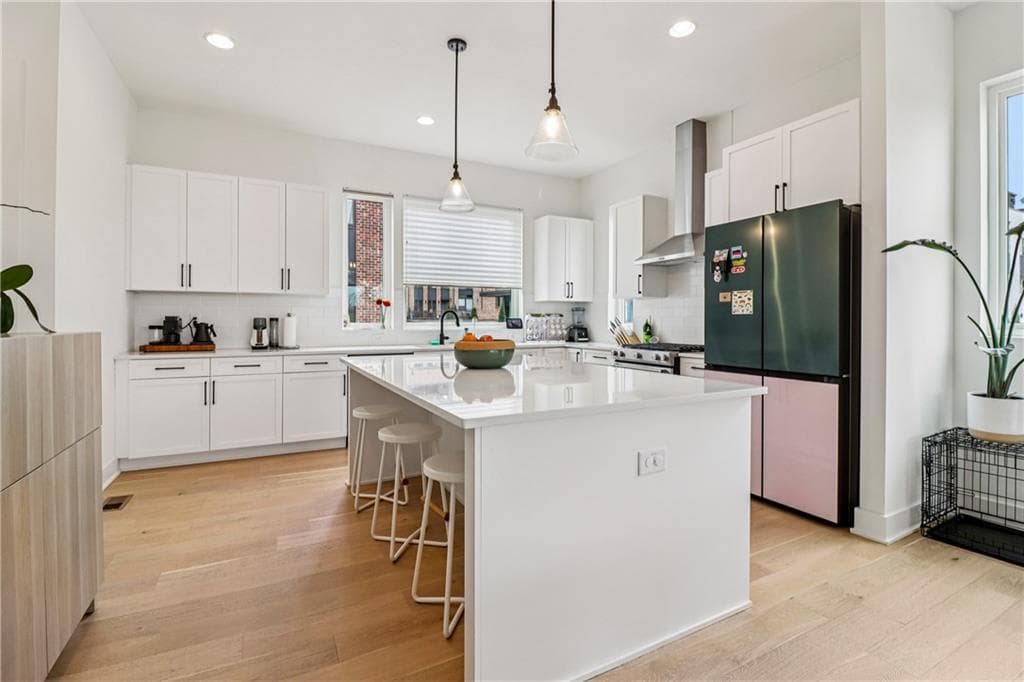 3 bedroom, 4 bathroom, 2,374 sq ft townhouse for sale at 1229 Chelsea Circle, Atlanta, GA 30318 — photo 4