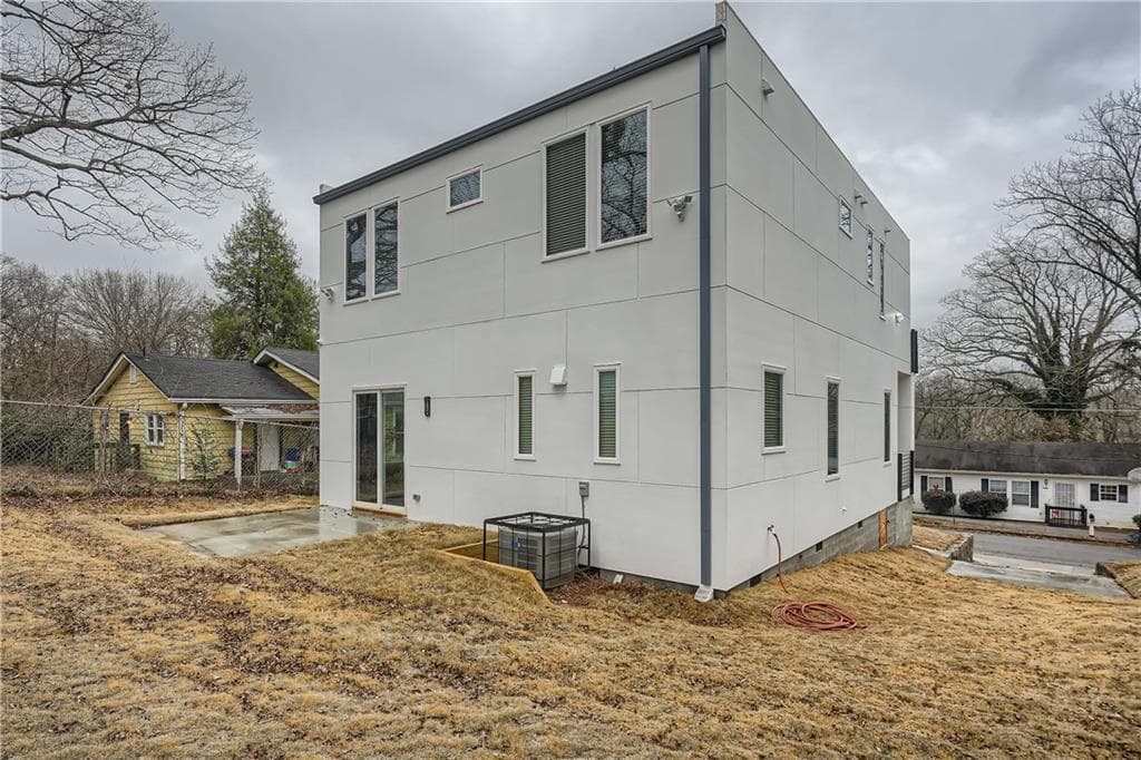 4 bedroom, 3 bathroom, 2,232 sq ft single family residence for sale at 1089 Coleman Street, Atlanta, GA 30310 — photo 3