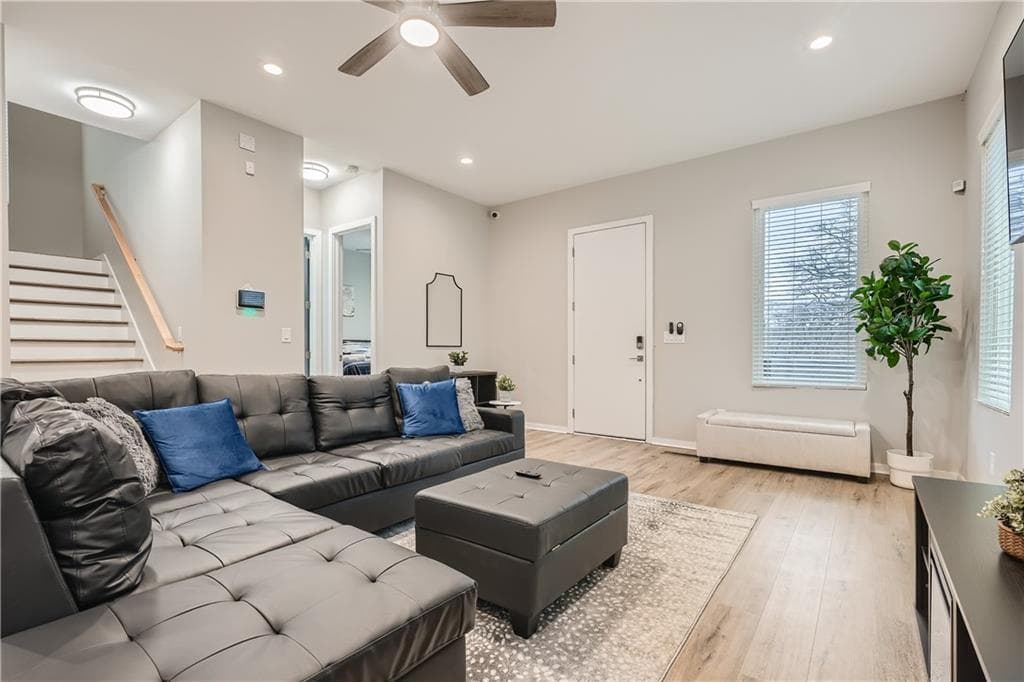 4 bedroom, 3 bathroom, 2,232 sq ft single family residence for sale at 1089 Coleman Street, Atlanta, GA 30310 — photo 7