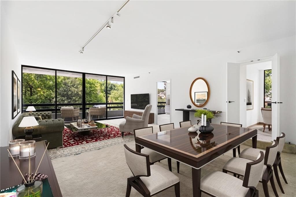 2 bedroom, 3 bathroom, 1,855 sq ft condominium for sale at 2660 Peachtree Road 6D, Atlanta, GA 30305 — photo 4