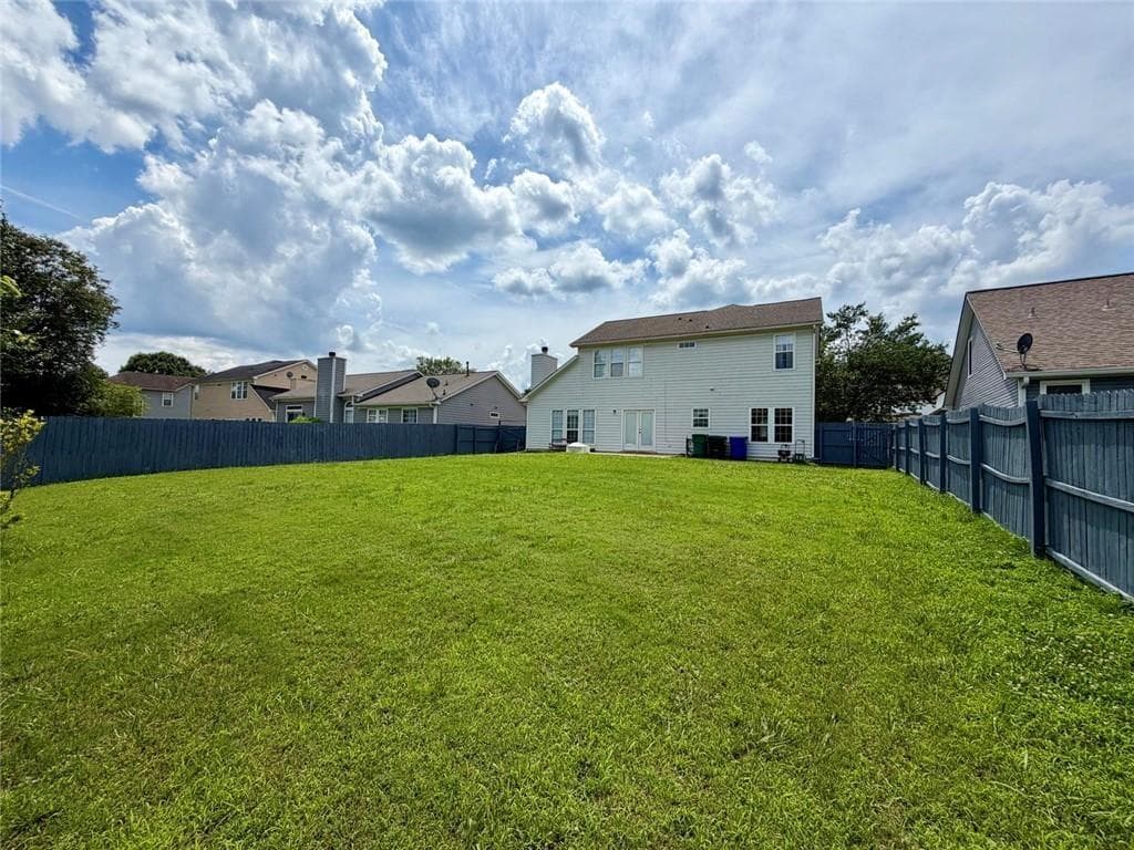 4 bedroom, 3 bathroom, 2,588 sq ft single family residence for sale at 1473 Chamirey Drive, Marietta, GA 30008 — photo 8