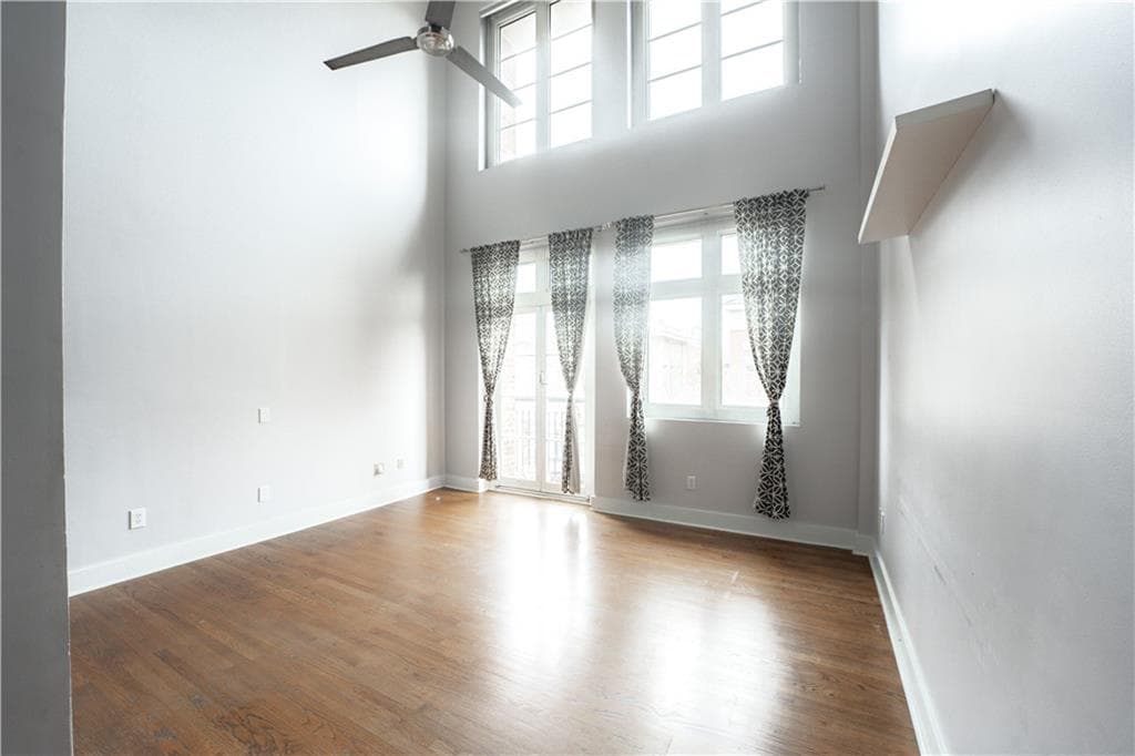 1 bedroom, 2 bathroom, 992 sq ft condominium for sale at 1221 Caroline Street 208, Atlanta, GA 30307 — photo 7