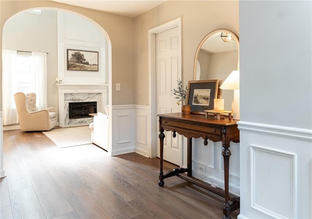 4 bedroom, 3 bathroom, 2,115 sq ft single family residence for sale at 3675 Wake Robin Way, Cumming, GA 30028 — photo 5