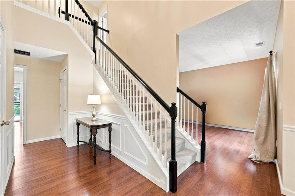 4 bedroom, 3 bathroom, 2,736 sq ft single family residence for sale at 3170 Hartness Way, Kennesaw, GA 30144 — photo 4