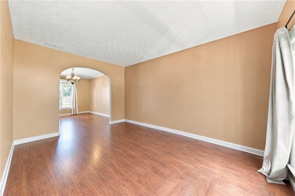 4 bedroom, 3 bathroom, 2,736 sq ft single family residence for sale at 3170 Hartness Way, Kennesaw, GA 30144 — photo 7