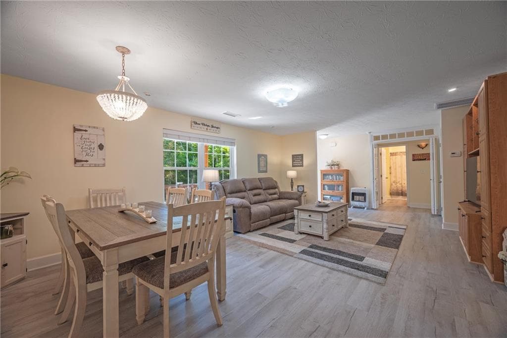 3 bedroom, 2 bathroom, 1,661 sq ft single family residence for sale at 207 Dogwood Drive, Epworth, GA 30541 — photo 4