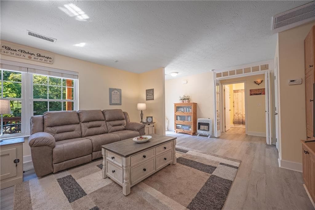 3 bedroom, 2 bathroom, 1,661 sq ft single family residence for sale at 207 Dogwood Drive, Epworth, GA 30541 — photo 8