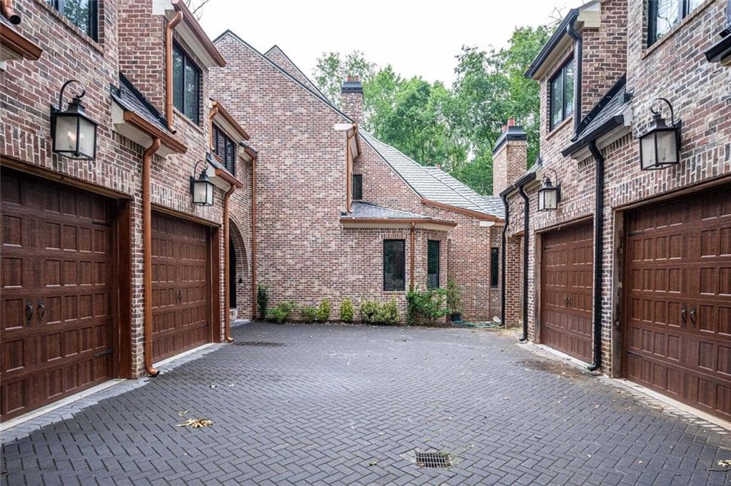 5 bedroom, 8 bathroom, 10,002 sq ft single family residence for sale at 1710 Adams Drive, Atlanta, GA 30311 — photo 6