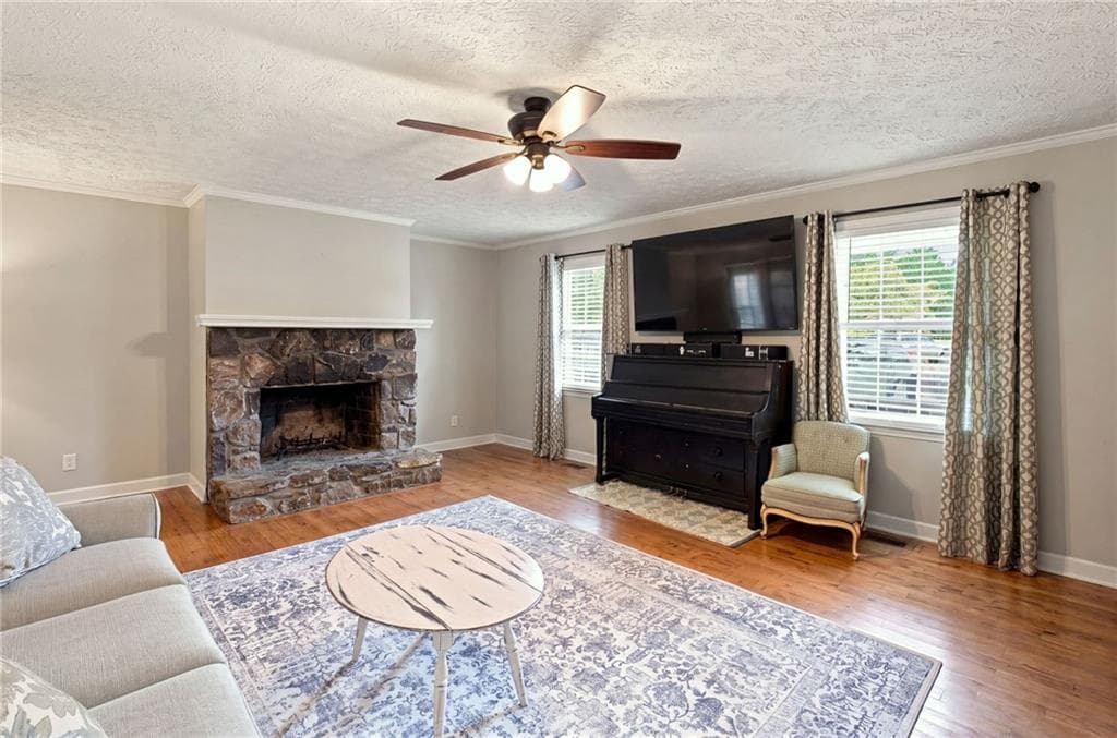 3 bedroom, 2 bathroom, 1,696 sq ft single family residence for sale at 4 Fuqua Court, Rome, GA 30165 — photo 5