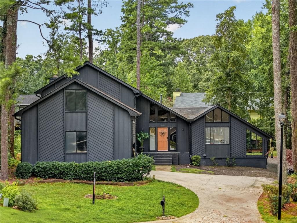 4 bedroom, 4 bathroom, 2,839 sq ft home for sale at 1553 Bell Flower Court, Stone Mountain, GA