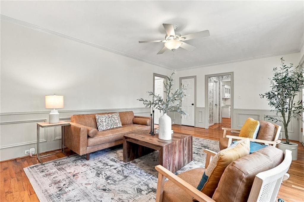 4 bedroom, 4 bathroom, 4,002 sq ft single family residence for sale at 325 Cantlegate Close, Johns Creek, GA 30022 — photo 9