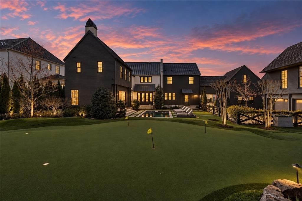 6 bedroom, 6 bathroom, 5,755 sq ft single family residence under contract at 6835 Colfax Avenue, Cumming, GA 30040 — photo 6