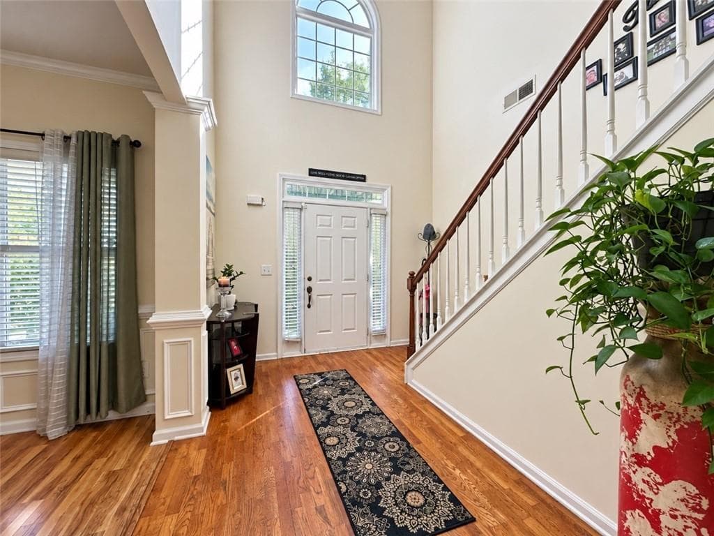 5 bedroom, 3 bathroom, 2,321 sq ft single family residence for sale at 1026 Mason Lee Ave, Loganville, GA 30052 — photo 4