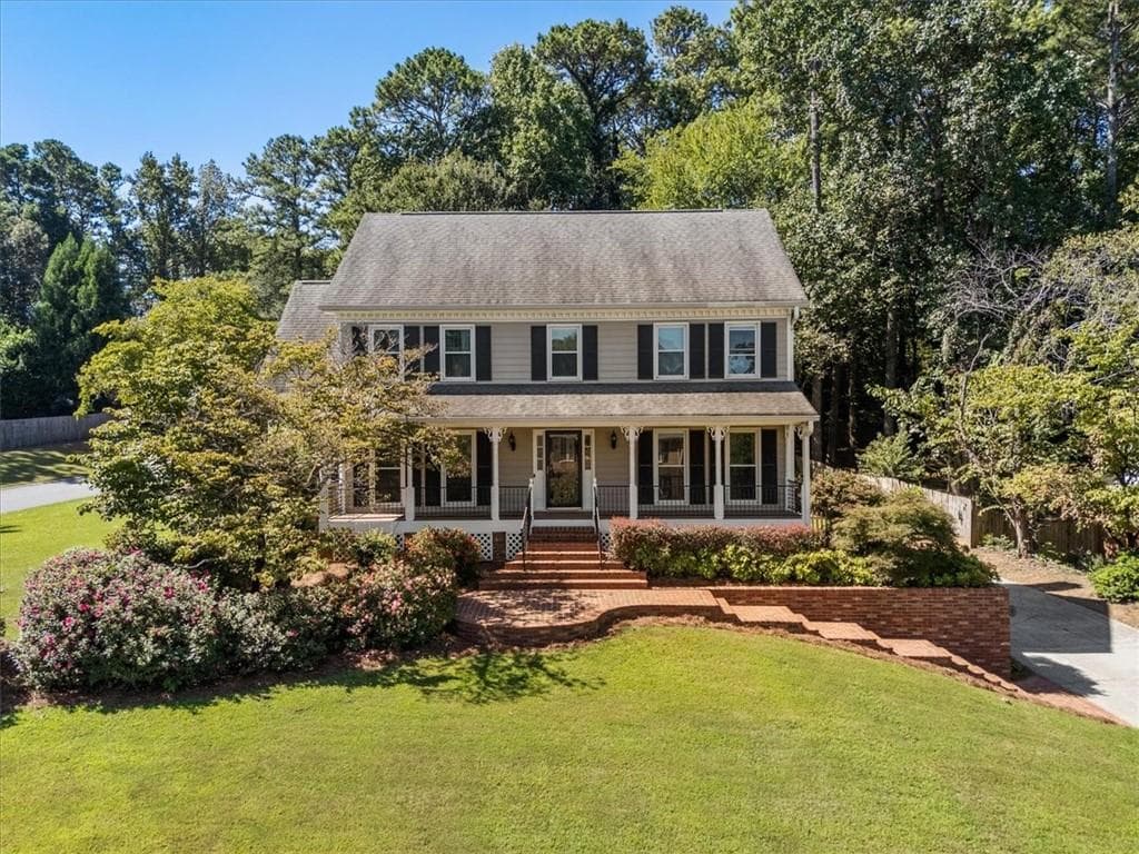 4 bedroom, 4 bathroom, 2,938 sq ft single family residence for sale at 147 Lakeside Drive, Kennesaw, GA 30144