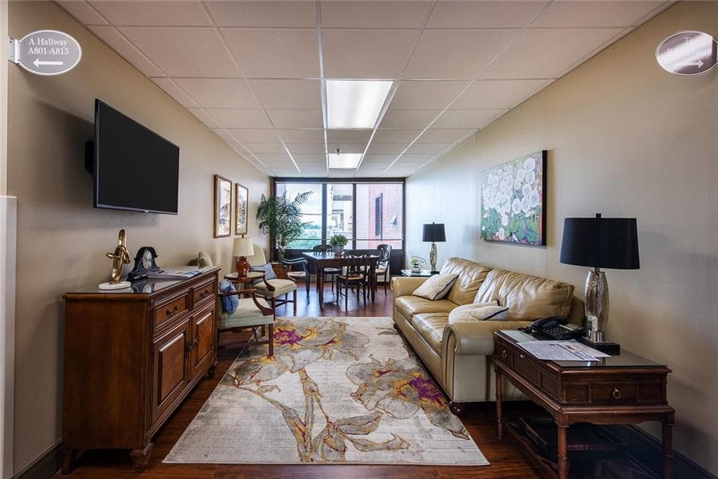 2 bedroom, 2 bathroom, 1,070 sq ft condominium for rent at 300 Johnson Ferry Road B510, Sandy Springs, GA 30328 for $2,300 a month — photo 10
