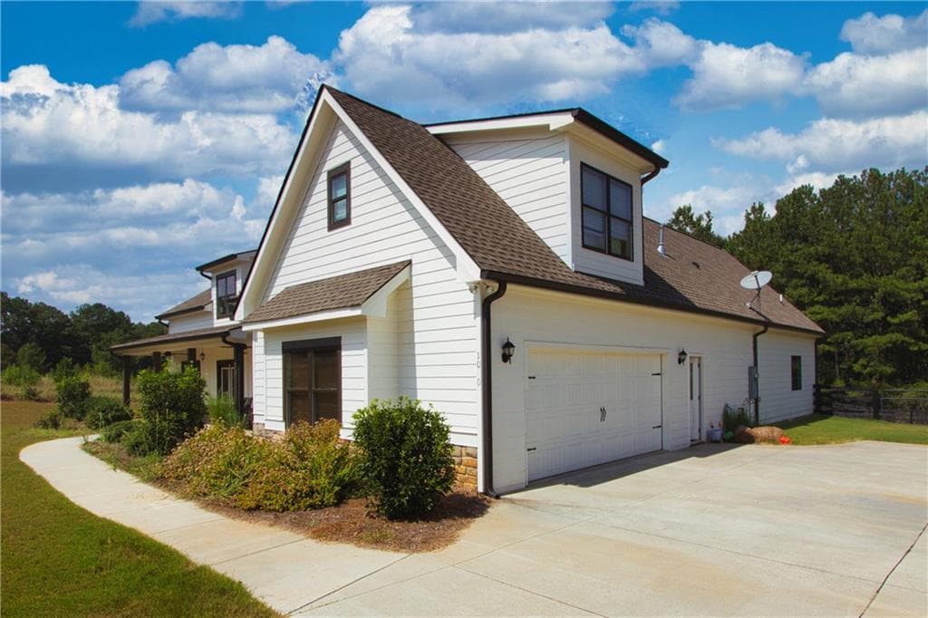 4 bedroom, 3 bathroom, 3,147 sq ft single family residence for rent at 1020 Arbor Lane, Madison, GA 30650 for $2,600 a month — photo 10