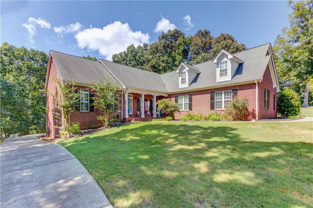5 bedroom, 5 bathroom, 5,302 sq ft single family residence for sale at 289 Gold Crest Drive, Braselton, GA 30517 — photo 2