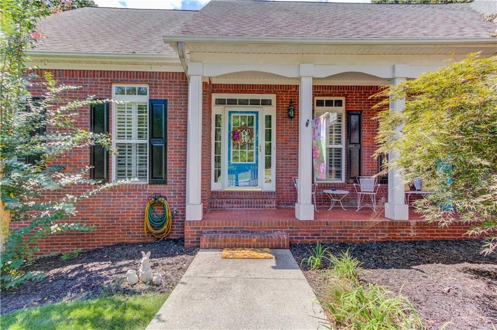 5 bedroom, 5 bathroom, 5,302 sq ft single family residence for sale at 289 Gold Crest Drive, Braselton, GA 30517 — photo 6
