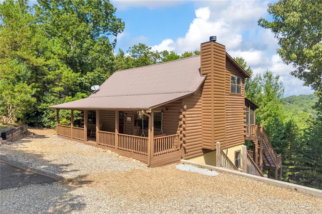 3 bedroom, 2 bathroom, 2,720 sq ft single family residence for sale at 122 Sky High Drive, Blairsville, GA 30512