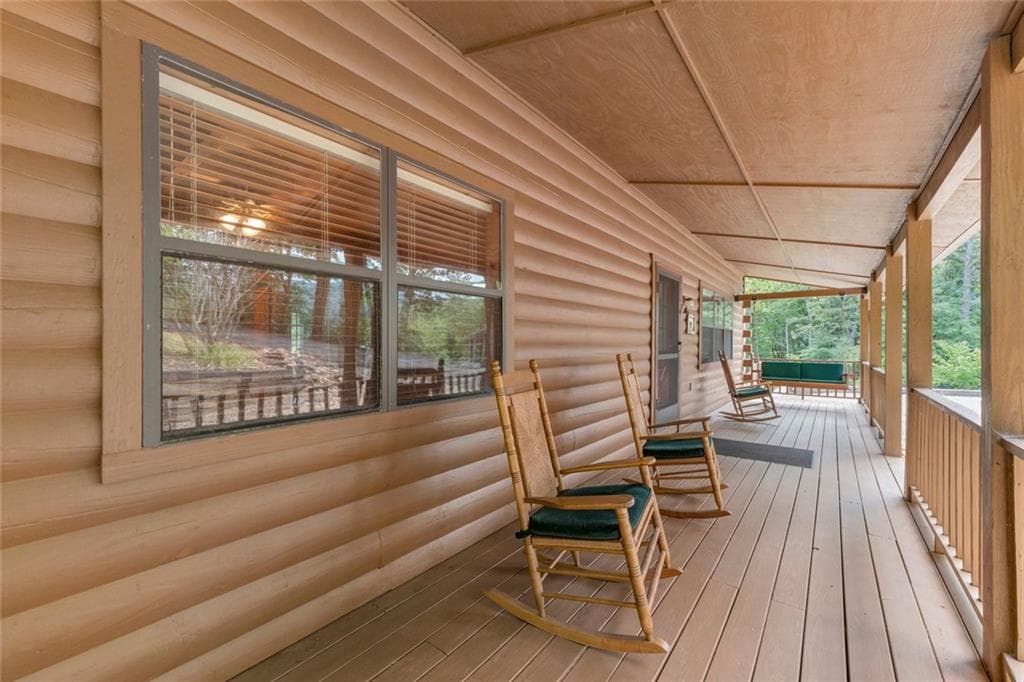 3 bedroom, 2 bathroom, 2,720 sq ft single family residence for sale at 122 Sky High Drive, Blairsville, GA 30512 — photo 7