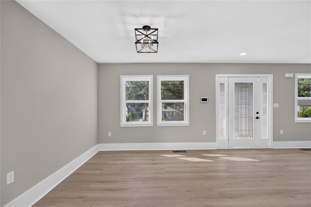 3 bedroom, 3 bathroom, 1,757 sq ft single family residence for sale at 1519 Venetian Drive, Atlanta, GA 30311 — photo 6